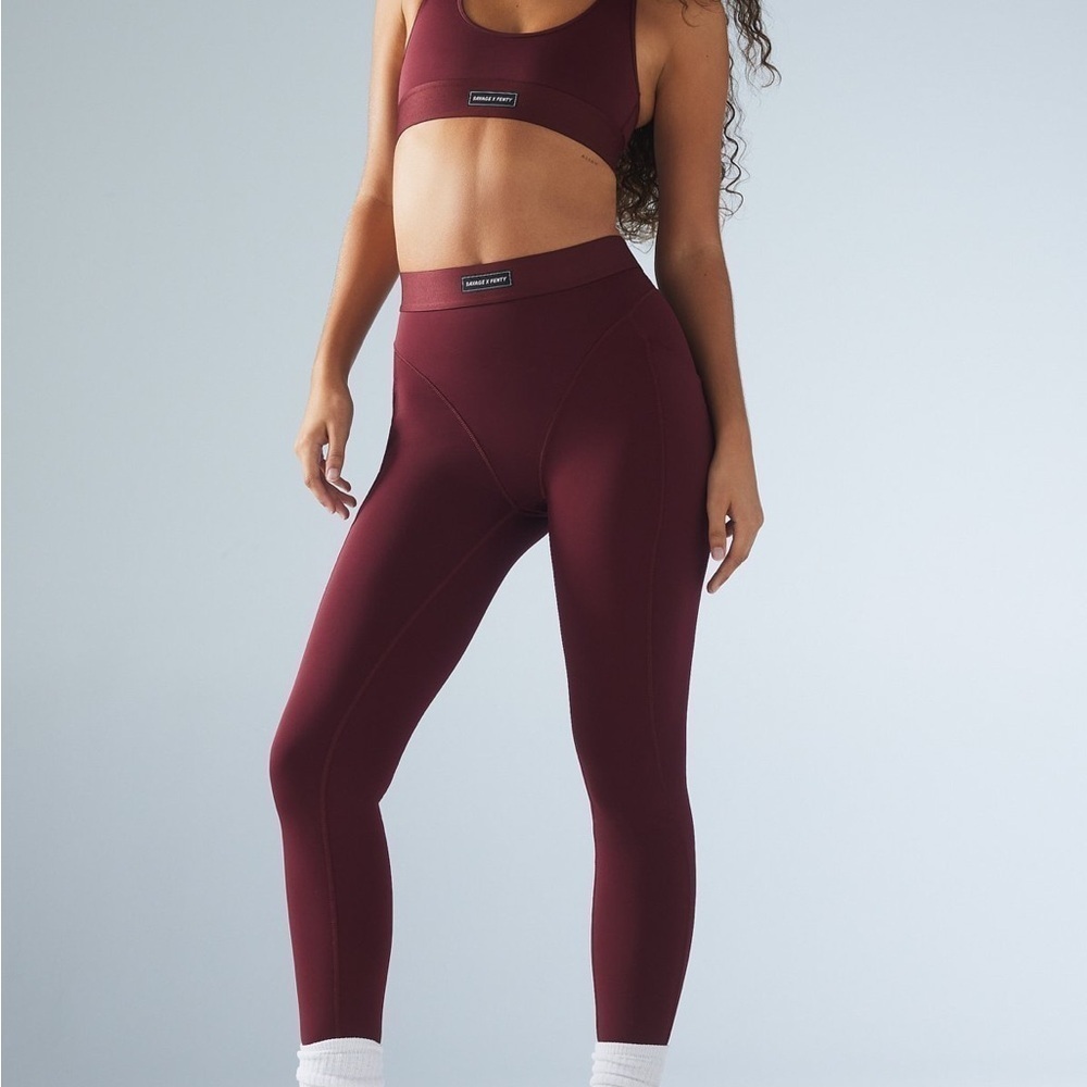Savage x Fenty LINEUP HIGH-WAIST POCKET LEGGING red cocoa size small